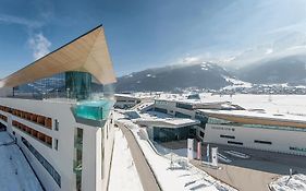 Tauern Spa Hotel&Therme